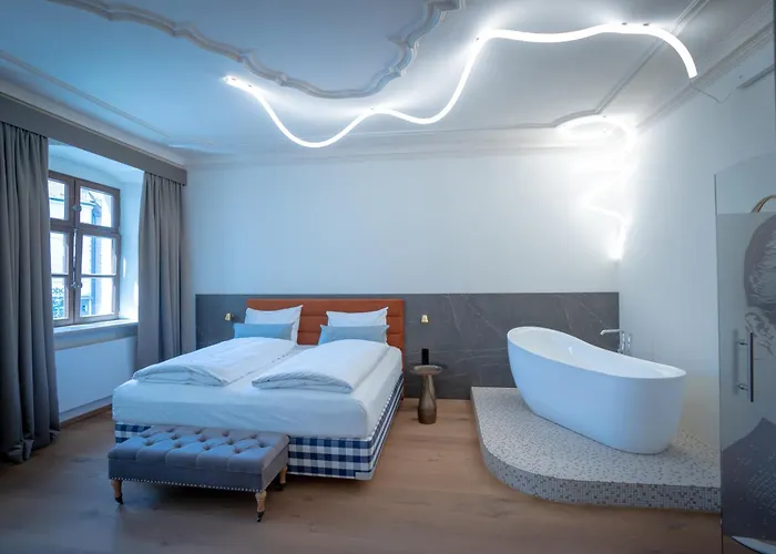 Maxim By Elias Holl Hotel 5*