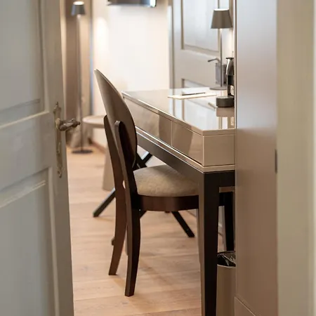 Maxim By Elias Holl 5*