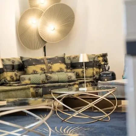 Maxim By Elias Holl 5*