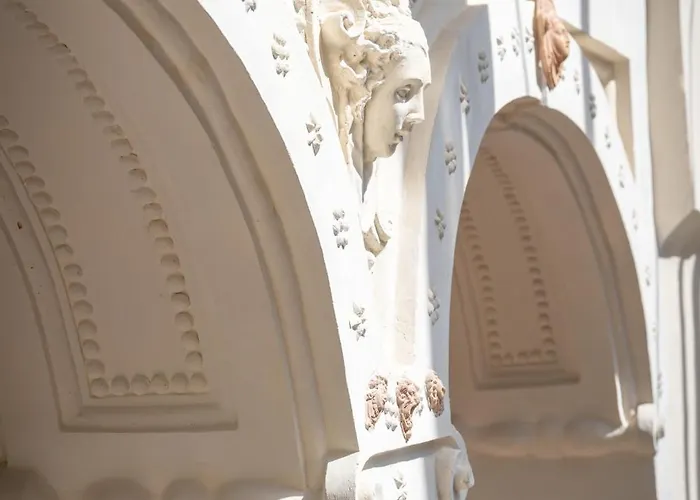 Maxim By Elias Holl Hotel 5*