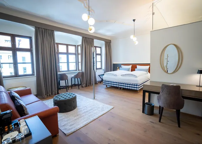 Hotel Maxim By Elias Holl 5*