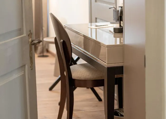 Maxim By Elias Holl 5*