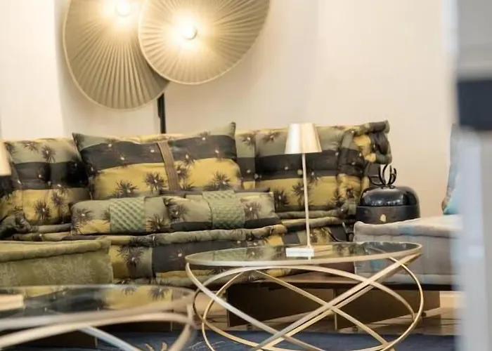 Maxim By Elias Holl 5*